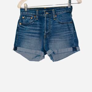Levi’s high waisted  shorts sz 25